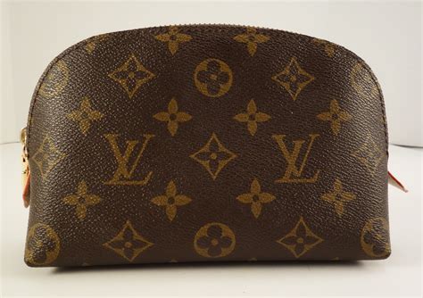 louis vuitton makeup case replica|louis vuitton truth makeup pouch.